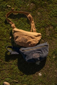 Image 1 of RIÑONERA "HARRIAK"