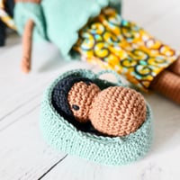 Image 5 of Kit crochet Ma Poupée Awa (version vert jade)