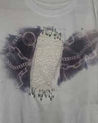 Image 5 of lace window w/ chains (medium)