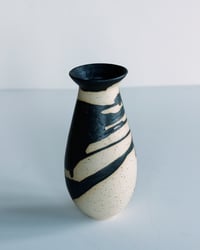 Image 4 of Flared Brù Vase A - Black Wave