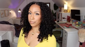 Image of NADULA HAIR 7X5 SPIRAL END WIG 20"