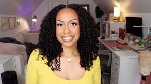 Image of NADULA HAIR 7X5 SPIRAL END WIG 20"