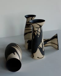 Image 3 of Flared Brù Vase B - Black Wave