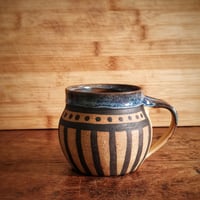 Image 3 of Patterned bellied mug