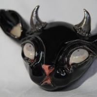 Image 2 of Catlike Bies