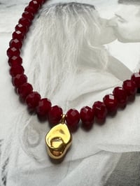 Image 3 of Demure burgundy pearls