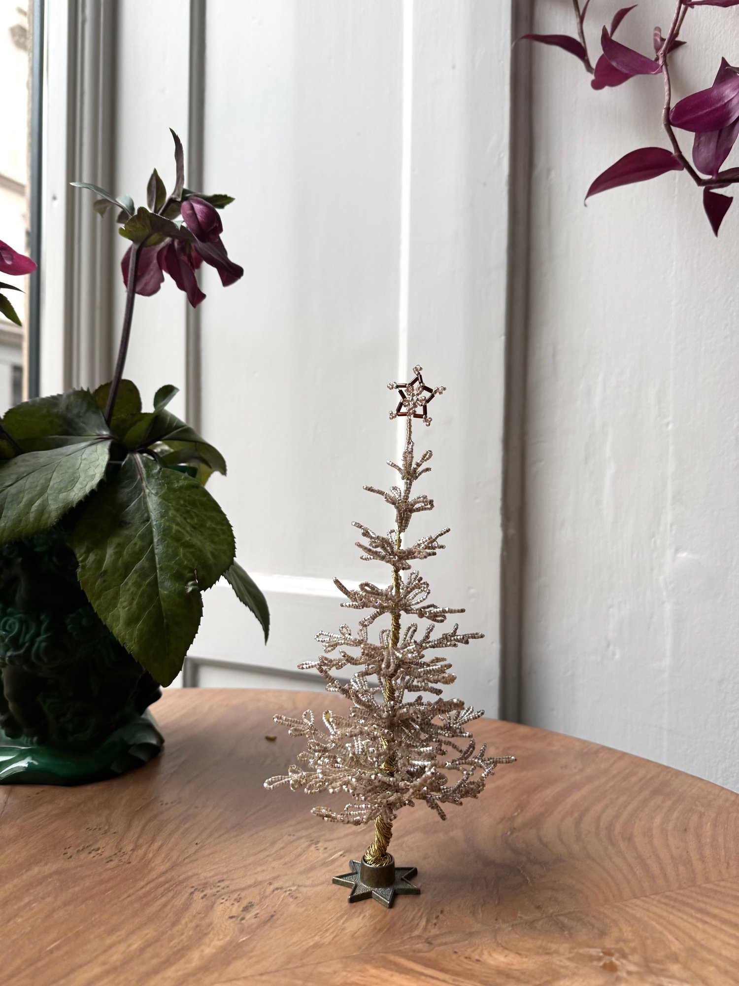 ‘Vintage sølv’ perlejuletræ