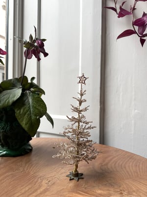 ‘Vintage sølv’ perlejuletræ