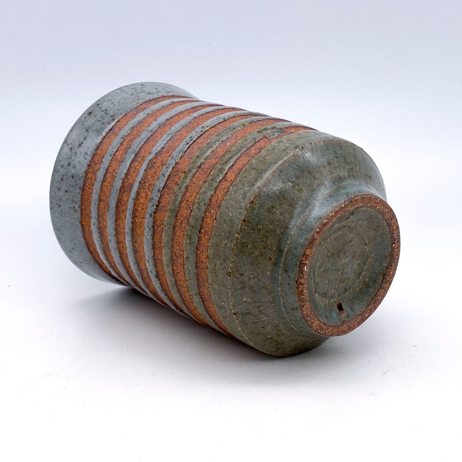 Image of Cup (celadon+stripe)