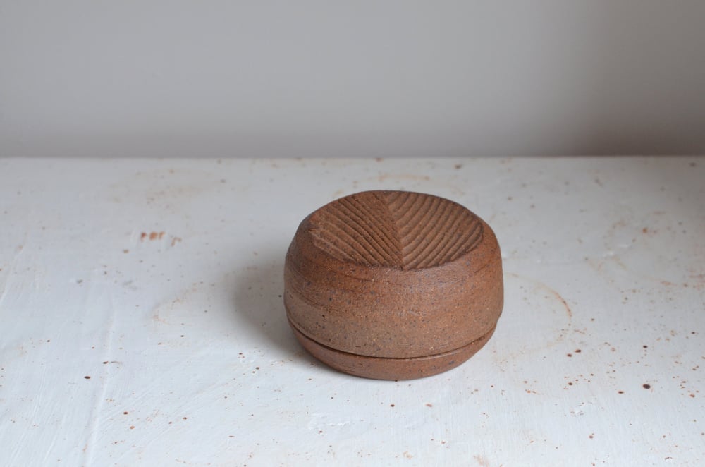 Image of Trinket box, unglazed