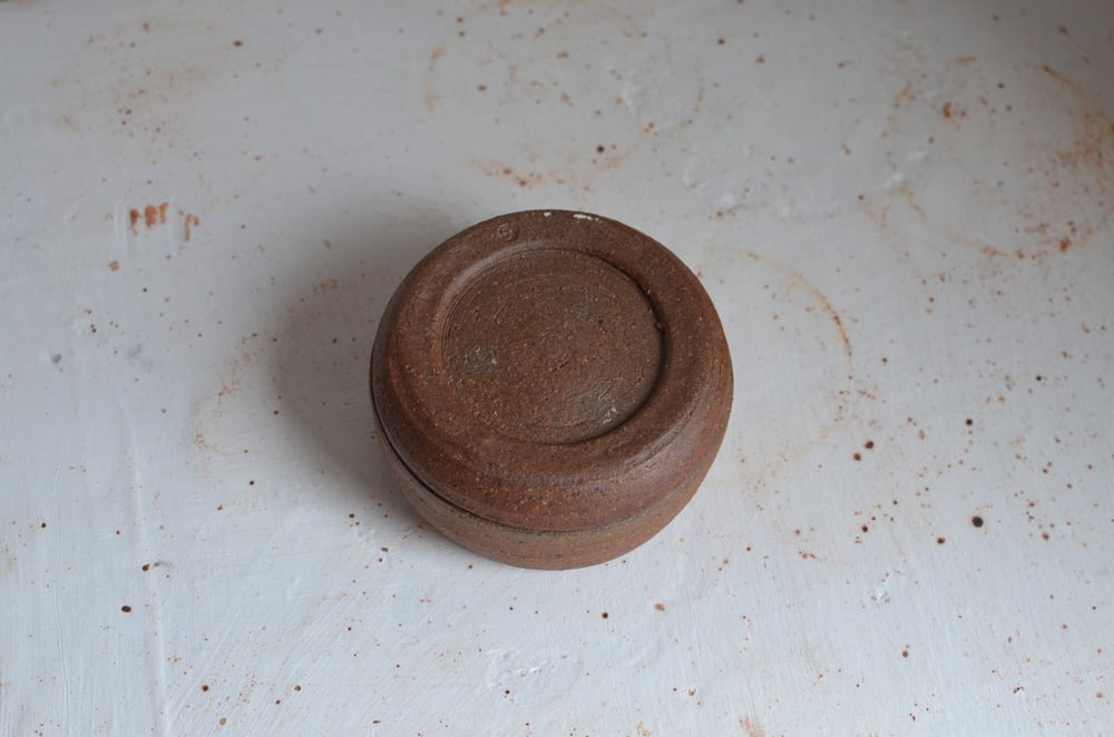 Image of Trinket box, unglazed
