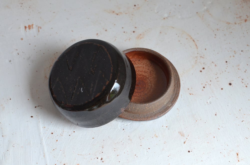 Image of Trinket box, tenmoku