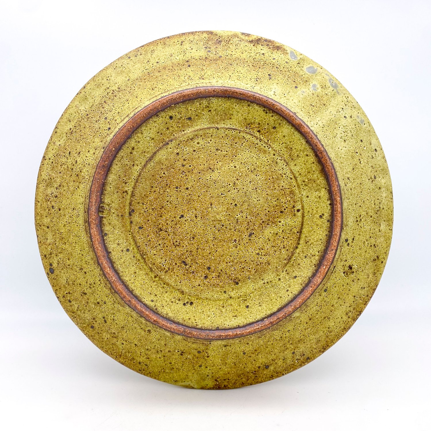 Image of Plate (/\/\/)