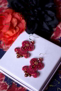 Image 3 of Miracle Earrings - Cardi & Gold  Miracle 
