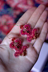 Image 4 of Miracle Earrings - Cardi & Gold  Miracle 