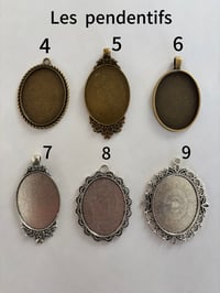 Image 5 of Broches et Pendentifs personnalisés