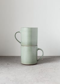 Image 3 of Large classic mug in Light green