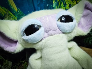 Furren! (With Glow In The Dark Eyes!)