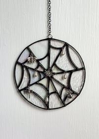 Image 5 of Circle Web