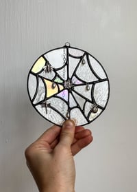 Image 1 of Circle Web