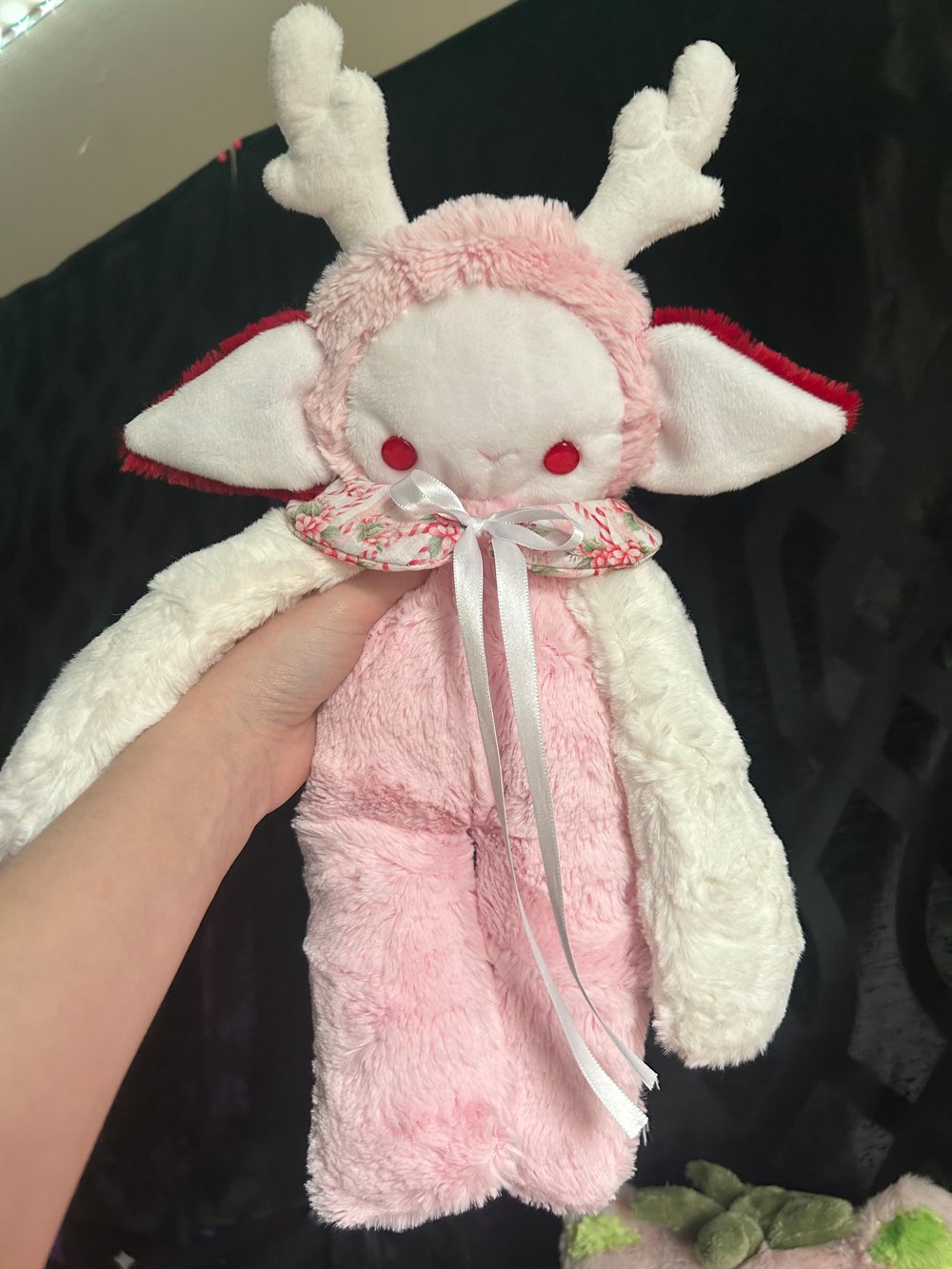 Image of Alysa the candy cane deer!