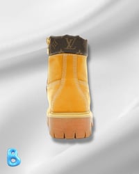 Image 5 of Louis Vuitton Timberland Wheat