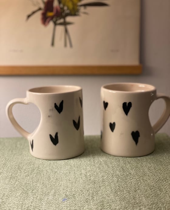 Image of So Many Hearts Mugs