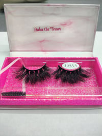 Image 1 of The Queen of Lashes 