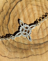Image 1 of Pulsera "NUDO DE BRUJA"
