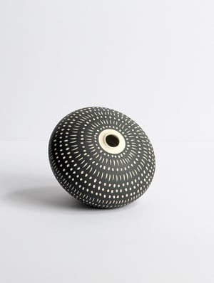 Image of Midi Black & White Sgraffito Vessel No2