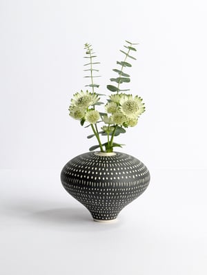 Image of Midi Black & White Sgraffito Vessel No2