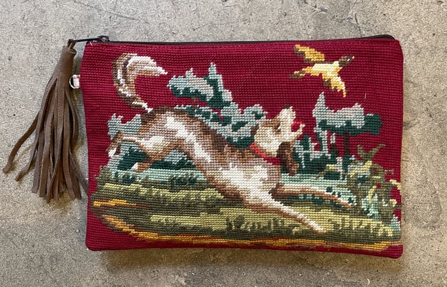 Petite pochette chien