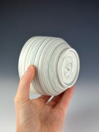 Image 2 of No. 47 | Marbled Porcelain Bowl