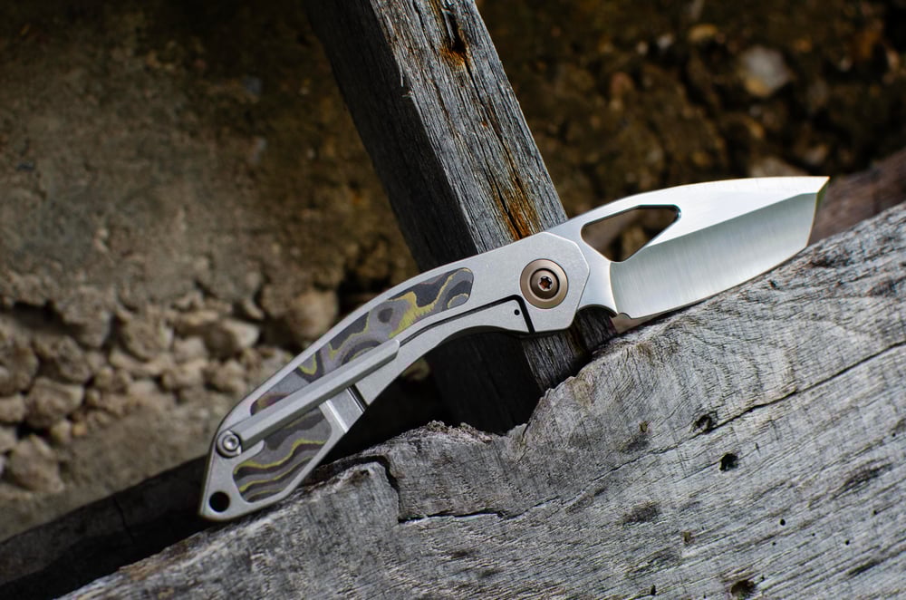 Image of Camo Carbon Inlayed MAC Bull Terrier