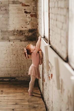 Image of TINY DANCERS / MINI-SPORTS