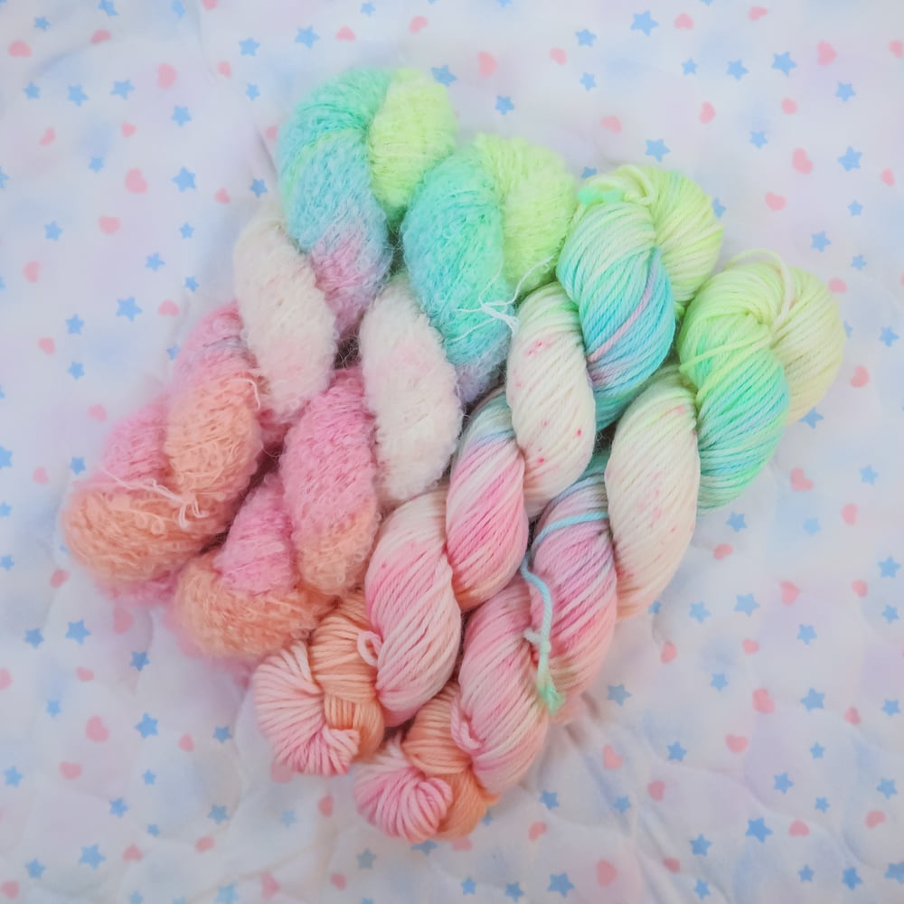 Yarn: Confetti