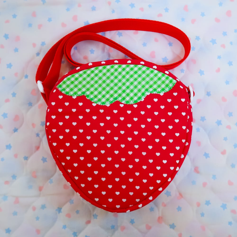 Strawberry Bag: Red