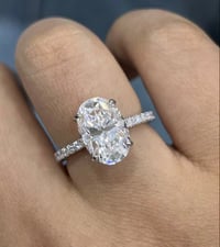 Image 3 of Shantelle Oval Moissanite Ring 