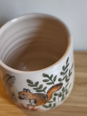 Image of  tasse petit écureuil forêt 