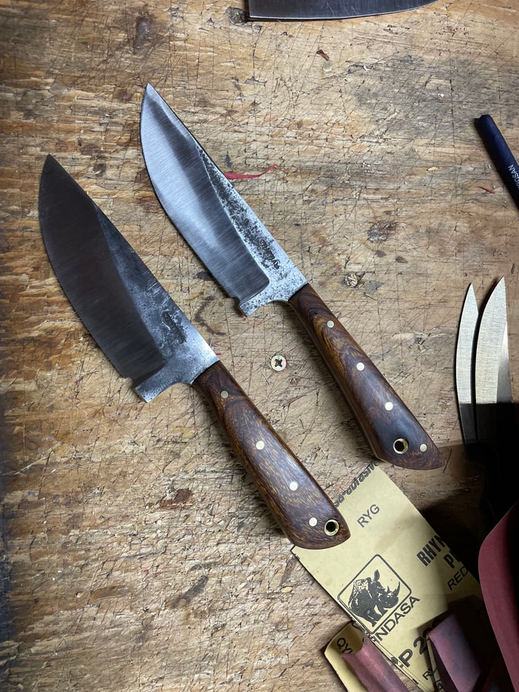 Image of Camp knife w/ wood handle