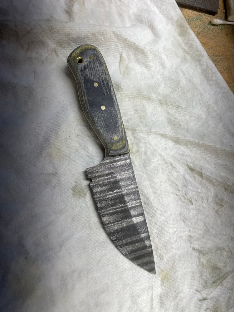Image of Camp knife w/ wood handle