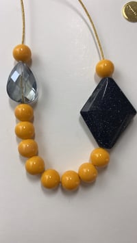 Image 1 of GARGANTILLA BRIGHT ORANGE