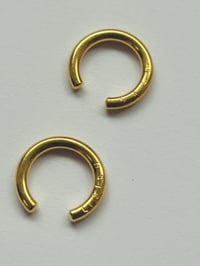 Image 2 of Small Earcuff 23ct gold plated