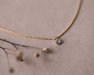 Image of 18ct yellow gold 3.0mm rose-cut diamond necklace - Milled edge setting 