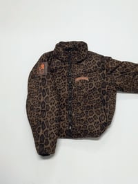 Image 2 of ABRIGO XULAPA LEOPARDO