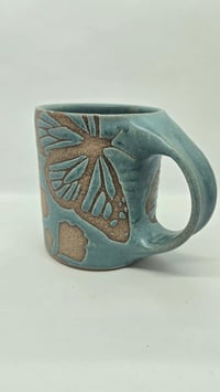 Image 1 of MONARCH MUG IN LEVI 