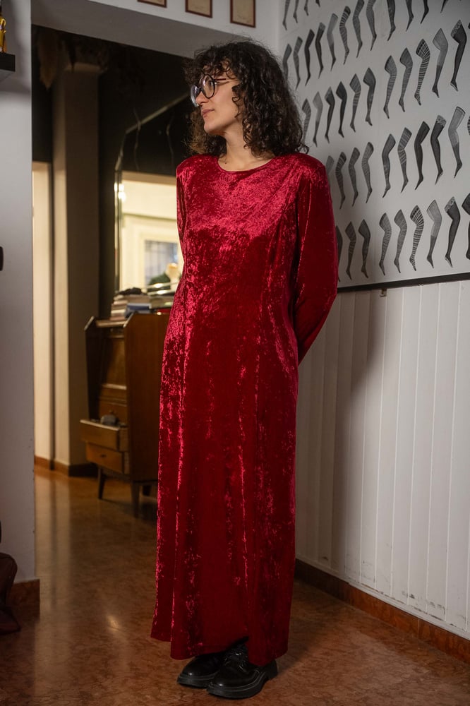 Image of Abito lungo in velluto rosso