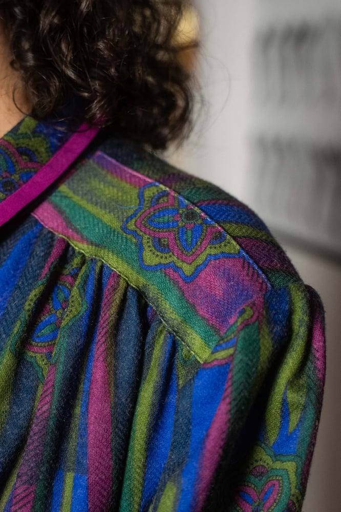 Image of Abito viola verde rosa