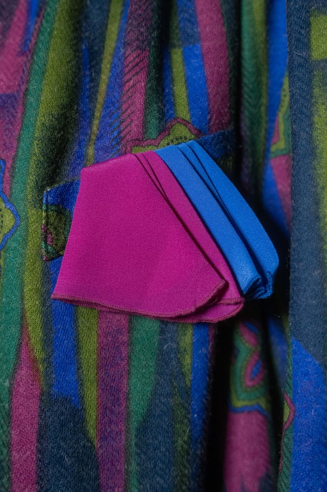 Image of Abito viola verde rosa