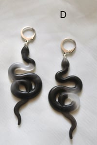 Image 4 of schlangen ohrringe